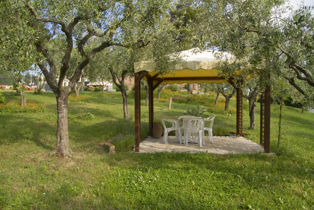 Residence Villa Adriana SantʼAngelo in Lizzola Buitenkant foto